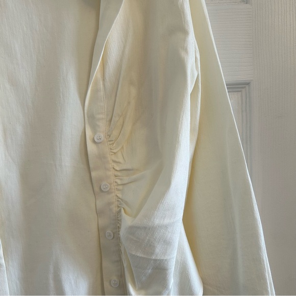 Zara White Cropped Long Sleeve with Rushing Detailing - Picture 2 of 4